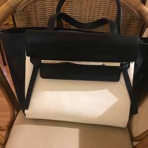 Just Fab Black and white purse